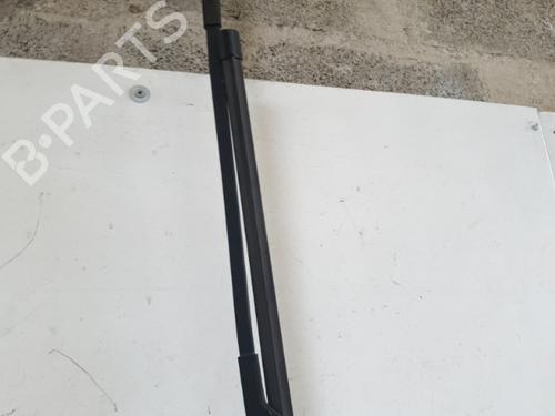 Front windshield wiper arm PEUGEOT 5008 (0U_, 0E_) 1.6 HDi | BP22874003C143 
