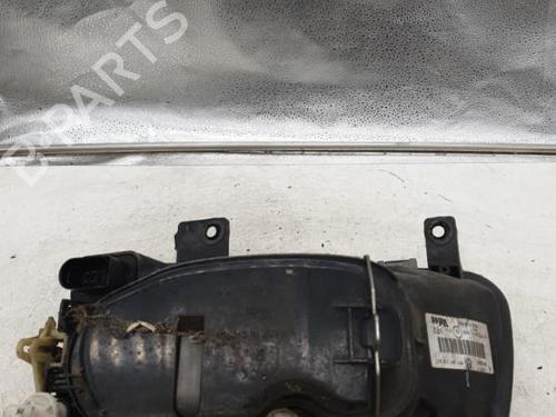 Used Right headlight VW POLO (6N2) 1.4 (60 hp) 22867581