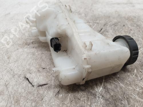 Used Power steering reservoir Power steering reservoir RENAULT TALISMAN Grandtour (KP_) 1.6 dCi 130 (130 hp) 28020964 28020964