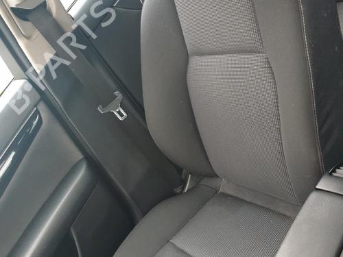 Used Right front seat MERCEDES-BENZ C-CLASS (W204) C 180 CDI (204.000) (120 hp) 30081816