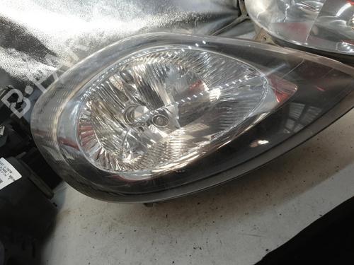 Right headlight RENAULT TRAFIC II Van (FL) 1.9 dCi 100 (FL0C) | BP22875702C29 