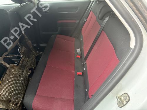 rear-seat-citroen-c4-cactus-2014-39150500 main image