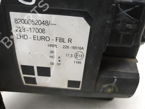 Used Right headlight Right headlight RENAULT MODUS / GRAND MODUS (F/JP0_) 1.5 dCi (FP0F, JP0F) (86 hp) 22883595 22883595