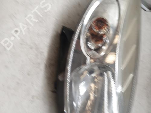 Right headlight DACIA SANDERO 1.5 dCi | BP34243723C29 - Image 2