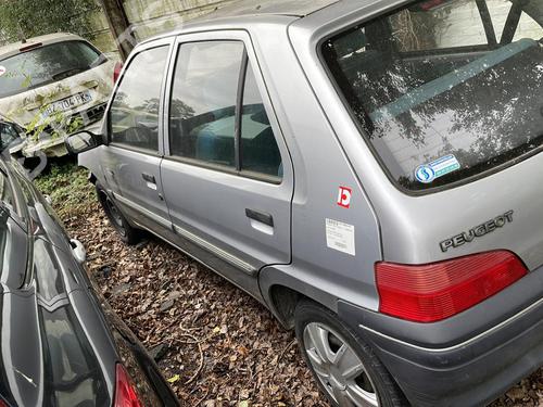 Right taillight PEUGEOT 106 II (1A_, 1C_) 1.0 i | BP22884838C35 