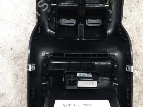 air-vent-seat-ateca-kh7-khp-2016-31044676 main image