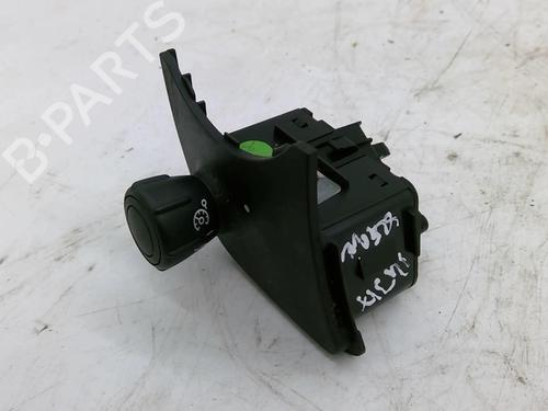 Used Switch RENAULT SCÉNIC II (JM0/1_) 1.5 dCi (JM1E, JM16) (106 hp) 22885308