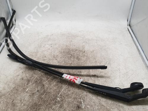 Front windshield wiper arm CITROËN C4 Picasso II 1.6 HDi / BlueHDi 115 | BP30967911C143