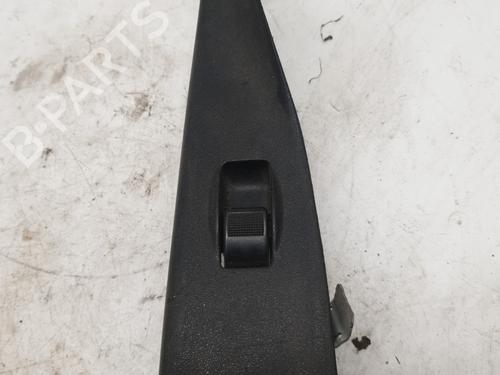 Used Right front window switch Right front window switch MAZDA 6 Hatchback (GG) 2.0 DI (GG14) (121 hp) 22883141 22883141
