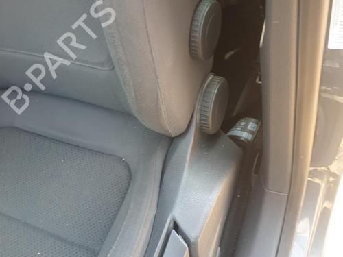 Left front seat VW GOLF PLUS V (5M1, 521) 1.9 TDI | BP38007322C15 - Image 2