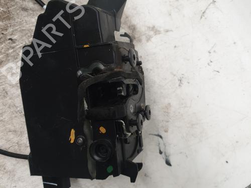 front-right-lock-citroen-c4-picasso-ii-2013-25290243 main image