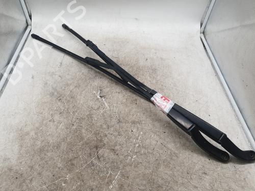 front-windshield-wiper-arm-audi-a3-8v1-8vk-2012-2013-2014-2015-2016-2017-2018-2019-2020-31637178 main image