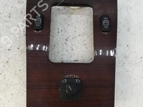 Used Switch Switch MERCEDES-BENZ C-CLASS (W202) C 180 (202.018) (122 hp) 25842855 25842855