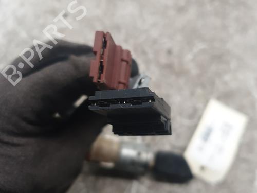 Used Ignition barrel Ignition barrel PEUGEOT 306 Break (7E, N3, N5) [1994-2002] 33739233 33739233