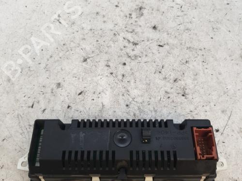 display-monitor-citroen-c3-pluriel-hb_-14-hdi-2003-22866563 main image