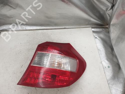 Used Right taillight BMW 1 (E87) 120 d (163 hp) 22870448