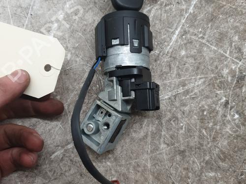 Used Ignition barrel Ignition barrel PEUGEOT 308 I (4A_, 4C_) 1.6 HDi (92 hp) 33461333 33461333