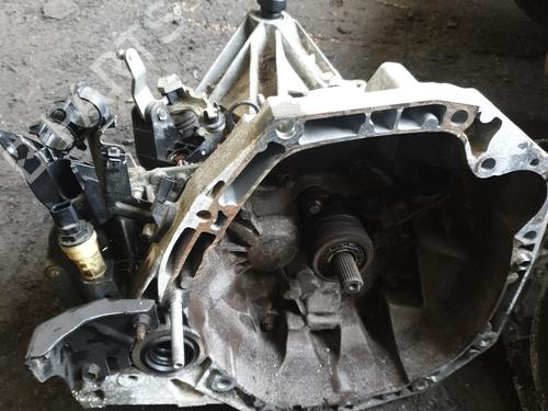 Used Gearbox DACIA SANDERO 1.5 dCi (68 hp) 25215717