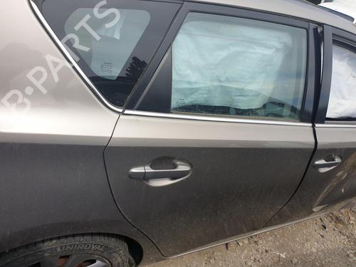 Used Right rear door Right rear door 37500989 37500989
