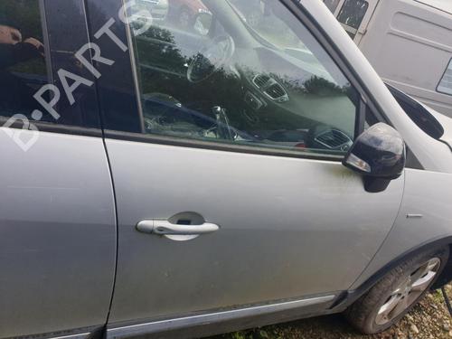 Used Right front door RENAULT SCÉNIC III (JZ0/1_) 1.5 dCi (110 hp) 28681510