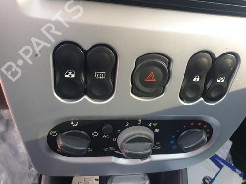 Used Climate control Climate control 37623081 37623081