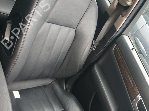 Used Left front seat Left front seat MERCEDES-BENZ C-CLASS (W204) C 350 CDI (204.022) (224 hp) 30090020 30090020