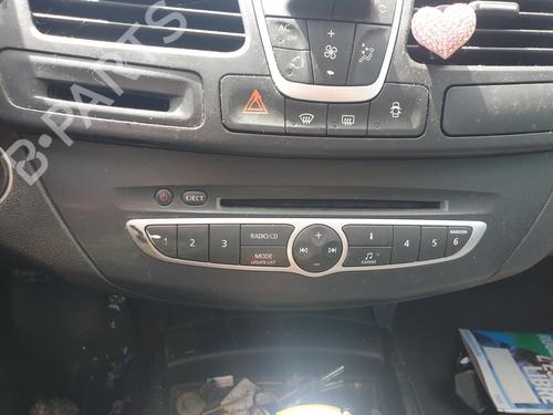 Used Radio Radio 37707496 37707496