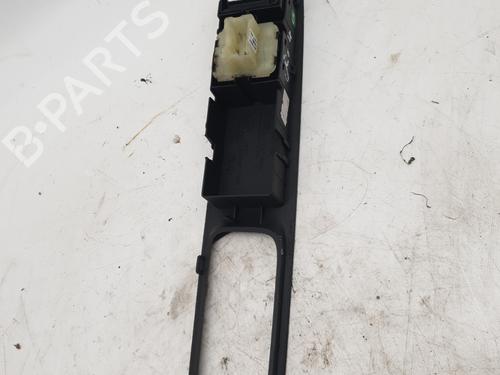 Used Left front window switch Left front window switch RENAULT CLIO IV (BH_) 1.5 dCi 90 (90 hp) 22883142 22883142