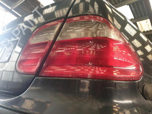 Used Right taillight Right taillight MERCEDES-BENZ CLK (C208) CLK 230 Kompressor (208.347) (193 hp) 30261533 30261533