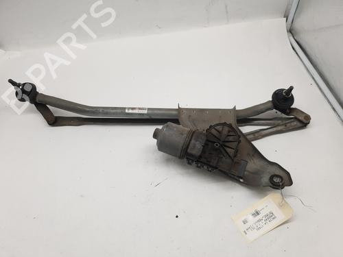 Used Front wiper motor DACIA SANDERO 1.5 dCi (68 hp) 26232061