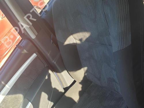 right-front-seat-dacia-sandero-2008-34243732 main image