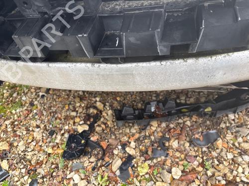 Used Front bumper reinforcement Front bumper reinforcement RENAULT LAGUNA III (BT0/1) 2.0 dCi (BT01, BT08, BT09, BT0E, BT0K, BT12, BT1C, BT1D,... (150 hp) 40434098 40434098