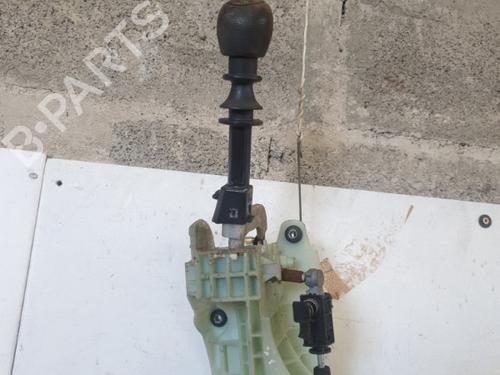 Used Gear lever Gear lever FIAT DUCATO Van (250_) 120 Multijet 2,3 D (120 hp) 23845677 23845677