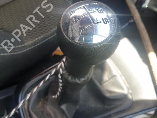 Shift knob CITROËN C3 II (SC_) 1.4 VTi 95 | BP36367799I34 - Image 4
