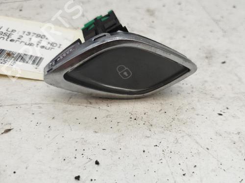 Used Switch Switch CITROËN C3 II (SC_) 1.4 HDi 70 (SC8HZC, SC8HR0, SC8HP4) (68 hp) 25842714 25842714