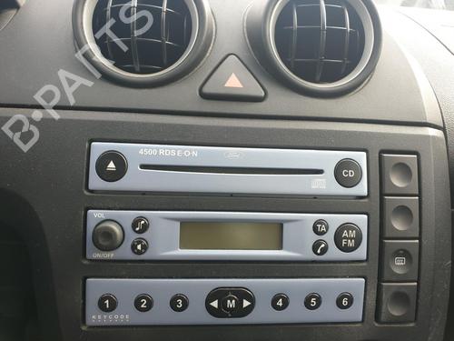 Used Radio Radio 36961095 36961095