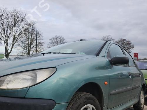 Højre forlygte PEUGEOT 206 Hatchback (2A/C) 1.4 i | BP22884075C29 