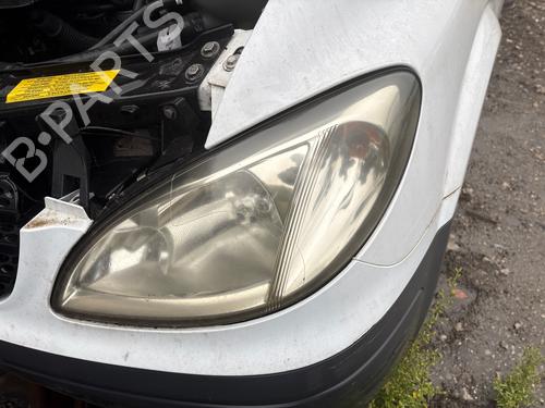 Używane Lampa przednia lewa Lampa przednia lewa MERCEDES-BENZ VITO / MIXTO Van (W639) 111 CDI (639.601, 639.603, 639.605) (109 hp) 39728548 39728548