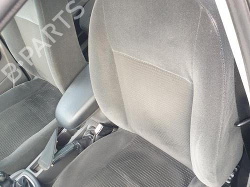Used Left front seat Left front seat FORD FOCUS II (DA_, HCP, DP) 1.6 TDCi (90 hp) 32327635 32327635