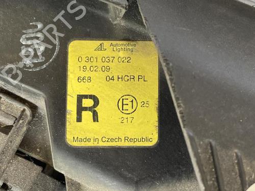 Used Right headlight PEUGEOT 406 (8B) 2.1 TD 12V (109 hp) 22873379