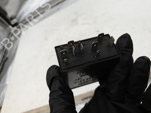 Used Electronic module Electronic module VW GOLF IV (1J1) 1.9 TDI (115 hp) 23435893 23435893