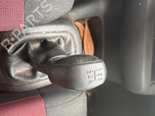 Gear lever CITROËN C4 CACTUS 1.2 THP 110 | BP39150531M90 - Image 2