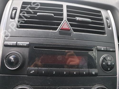 Used Radio Radio MERCEDES-BENZ B-CLASS Sports Tourer (W245) B 180 CDI (245.207) (109 hp) 31813929 31813929