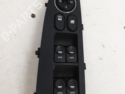 Used Left front window switch Left front window switch HYUNDAI i30 Estate (FD) 1.6 CRDi (116 hp) 22873659 22873659