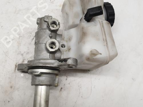 Used Brake master cylinder BMW X2 (F39) sDrive 18 d (150 hp) 22883385