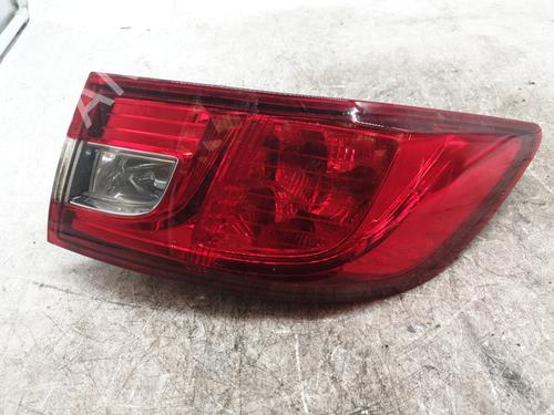 right-taillight-renault-clio-iv-bh_-2012-2013-2014-2015-2016-2017-2018-2019-2020-2021-28429411 main image