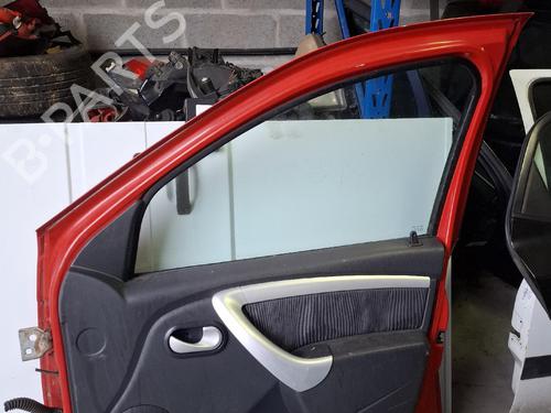 right-front-door-dacia-sandero-2008-37623065 main image