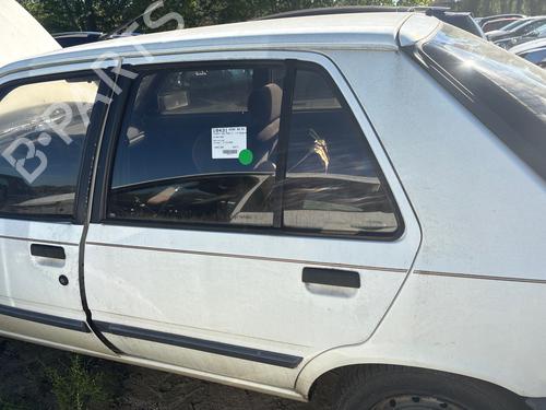 Used Left rear door Left rear door 39090551 39090551