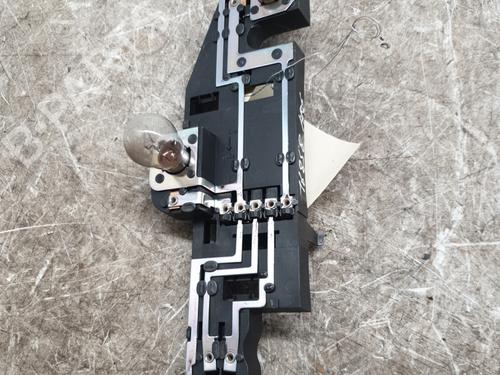 Used Lamp holder DACIA LOGAN (LS_) 1.6 (LS0B, LS0D, LS0F, LS0H) (87 hp) 32301663