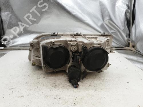 Right headlight VOLVO V40 Estate (645) 1.9 TD | BP22867677C29 